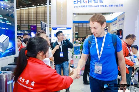 Открытие Международной выставки электроники в Шэньчжэне, стенд Shenzhen Rakinda Technologies Co.,Ltd пользуется большим спросом Открытие Международной выставки электроники в Шэньчжэне, стенд Shenzhen Rakinda Technologies Co.,Ltd пользуется большим спросом